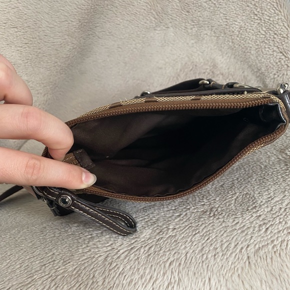 COACH - Vintage Y2K adjustable crossbody bag | signature print | silver hardware - Picture 5 of 7